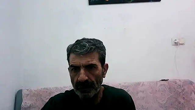 Snapshot of kobra21turki chatting on February 15, 2026, 11:42 am kobra21turki online show from February 15, 2026, 11:42 am