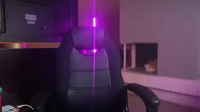 Snapshot of Melina_Diamond chatting on January 14, 2026, 9:07 pm Melina Diamond online show from January 14, 2026, 9:07 pm