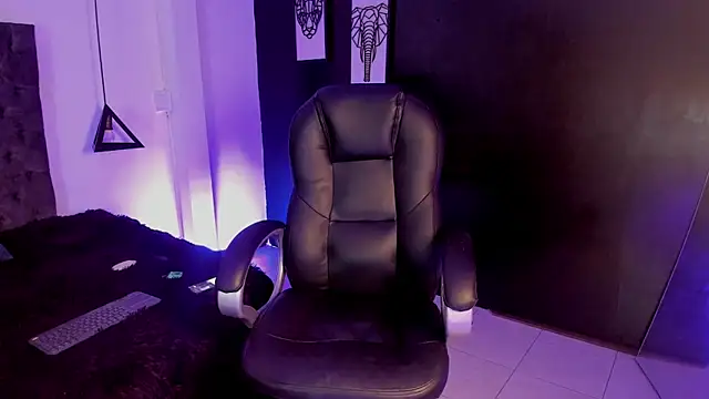 Snapshot of im_ralff chatting on April 13, 2026, 3:43 am im ralff online show from April 13, 2026, 3:43 am