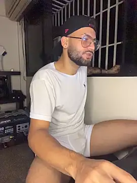 thedragonboyxxx online show from July 10, 2026, 5:18 am