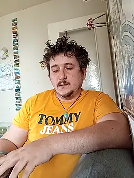 Snapshot of damslebambou1 chatting on May 2, 2026, 3:39 pm damslebambou1 online show from May 2, 2026, 3:39 pm