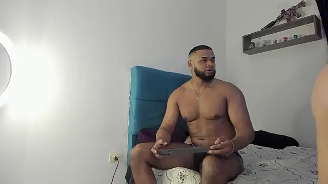 Snapshot of Natalia_Fit chatting on March 17, 2026, 4:37 am Natalia Fit online show from March 17, 2026, 4:37 am