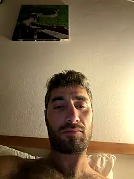 Snapshot of Josedmrx chatting on December 18, 2025, 10:24 pm Josedmrx online show from December 18, 2025, 10:24 pm