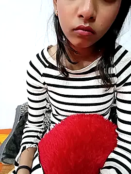 Mustardqueen62 online show from January 5, 2026, 7:39 pm