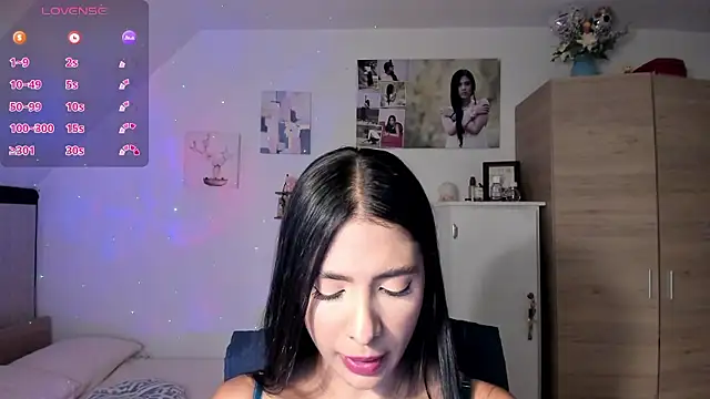 Snapshot of VEROSlen- chatting on January 18, 2026, 11:19 pm VEROSlen- online show from January 18, 2026, 11:19 pm