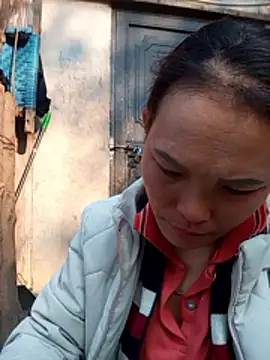 Snapshot of Girl_cutee chatting on January 12, 2026, 8:43 am Girl cutee online show from January 12, 2026, 8:43 am