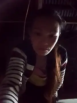 Snapshot of Girl_cutee chatting on December 22, 2025, 11:43 am Girl cutee online show from December 22, 2025, 11:43 am