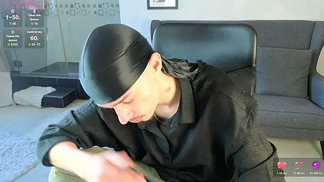KaydenDrew online show from May 25, 2026, 4:34 am