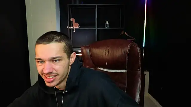 KaydenDrew online show from February 18, 2026, 5:49 am