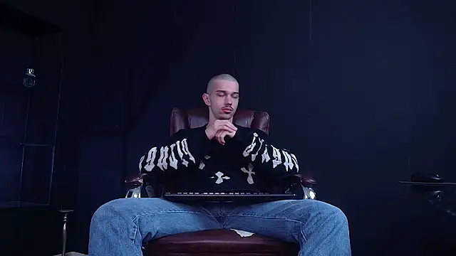 KaydenDrew online show from December 19, 2025, 5:21 am