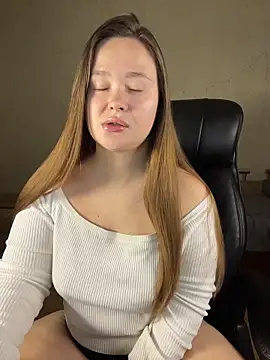 CaramelleSugarr online show from February 8, 2026, 4:37 pm