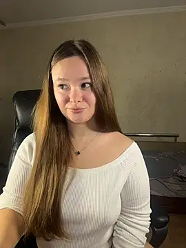 CaramelleSugarr online show from December 18, 2025, 2:43 pm