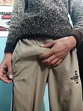 Snapshot of harshv11 chatting on January 9, 2026, 8:32 am harshv11 online show from January 9, 2026, 8:32 am