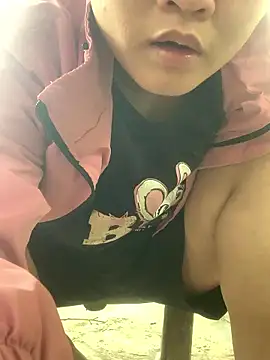 Snapshot of Thanhhuyen001 chatting on January 14, 2026, 8:07 am Thanhhuyen001 online show from January 14, 2026, 8:07 am