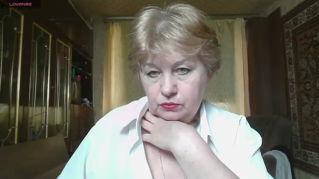 Casey peach online show from May 15, 2026, 8:12 am