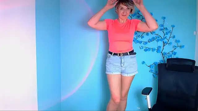 Lana Foxyy online show from May 19, 2026, 11:39 am