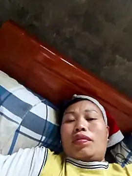 Maikha08 online show from April 7, 2026, 8:38 am