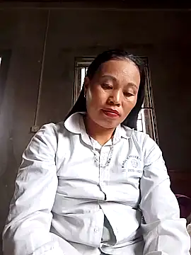 Snapshot of Maikha08 chatting on July 1, 2026, 4:35 am Maikha08 online show from July 1, 2026, 4:35 am
