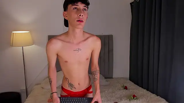 Snapshot of im_thomass chatting on February 14, 2026, 12:38 pm im thomass online show from February 14, 2026, 12:38 pm