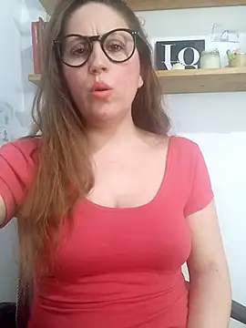 SofiEsteves online show from May 22, 2026, 1:31 pm
