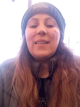 SofiEsteves online show from May 3, 2026, 9:07 pm