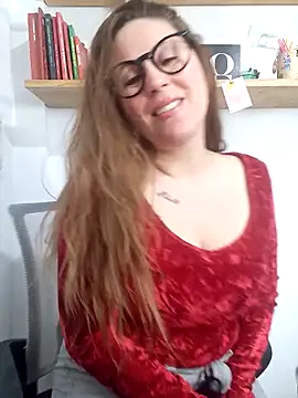 SofiEsteves online show from April 28, 2026, 1:15 pm