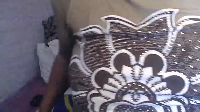 LaicyBrown76 online show from April 7, 2026, 5:37 pm