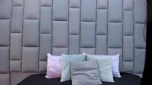 SofiaBahamon online show from March 6, 2026, 11:38 am