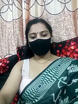 Snapshot of Oporajita_07 chatting on December 22, 2025, 6:19 pm Oporajita 07 online show from December 22, 2025, 6:19 pm