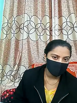 Snapshot of Oporajita_07 chatting on January 7, 2026, 4:45 pm Oporajita 07 online show from January 7, 2026, 4:45 pm