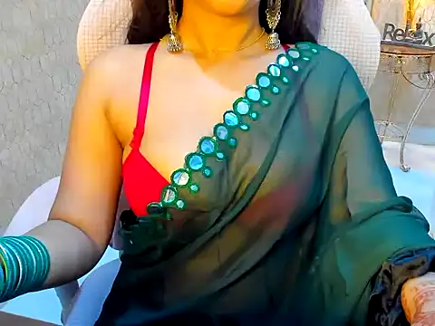 Snapshot of DimondGirl_ chatting on March 27, 2026, 7:59 pm DimondGirl online show from March 27, 2026, 7:59 pm