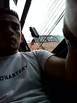 Gloryholeroom online show from April 6, 2026, 8:43 pm