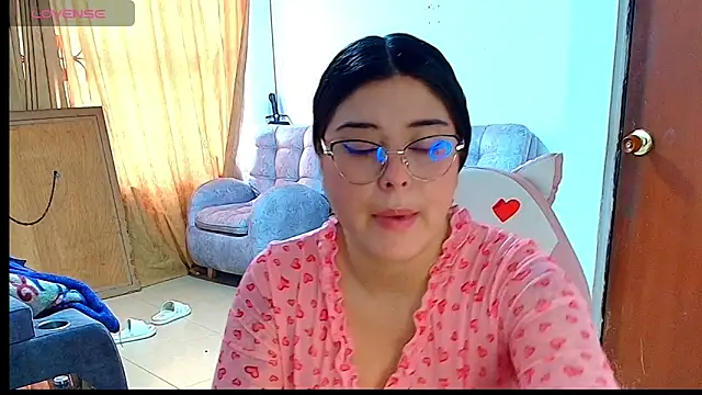 Snapshot of im_hanna_x2 chatting on February 28, 2026, 7:13 pm im hanna x2 online show from February 28, 2026, 7:13 pm