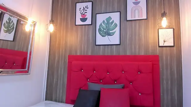 meggancurvy online show from March 26, 2026, 7:45 pm