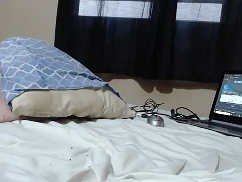 Gabby Stunning online show from December 21, 2025, 9:37 pm