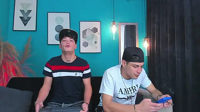 Snapshot of Oficial_KingOfHeavens chatting on January 12, 2026, 9:09 pm Oficial KingOfHeavens online show from January 12, 2026, 9:09 pm