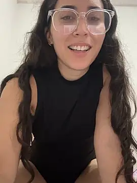 LatinDoll8 online show from July 8, 2026, 11:16 pm