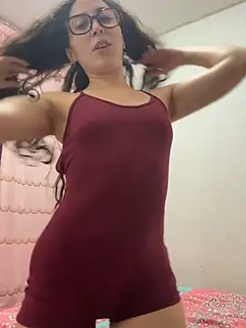LatinDoll8 online show from June 29, 2026, 10:53 pm