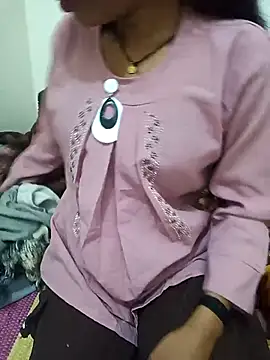 Snapshot of Tanya_mital12 chatting on February 17, 2026, 5:05 am Tanya mital12 online show from February 17, 2026, 5:05 am