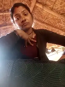 Snapshot of Kiran_bhabi chatting on December 19, 2025, 8:17 am Kiran bhabi online show from December 19, 2025, 8:17 am