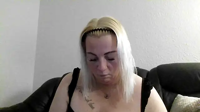 Snapshot of Redos1 chatting on January 12, 2026, 3:30 pm Redos1 online show from January 12, 2026, 3:30 pm