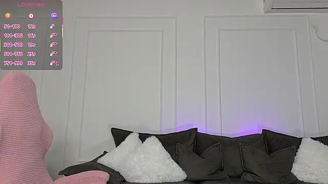 Snapshot of Lady_charm__ chatting on March 2, 2026, 7:15 am Lady charm online show from March 2, 2026, 7:15 am