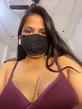 missmisha01 online show from December 18, 2025, 2:16 am