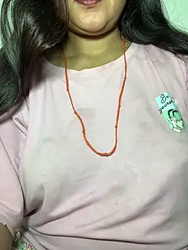 Snapshot of missmisha01 chatting on April 8, 2026, 3:24 pm missmisha01 online show from April 8, 2026, 3:24 pm