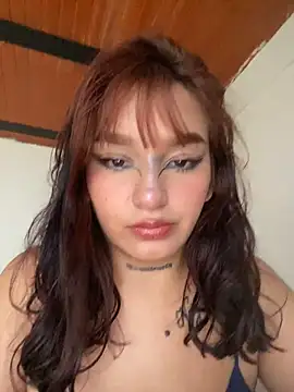 Snapshot of Noxveeltt chatting on March 3, 2026, 9:44 pm Noxveeltt online show from March 3, 2026, 9:44 pm