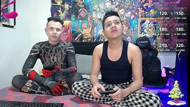 Snapshot of Golden_Boysx chatting on December 21, 2025, 11:45 am Golden Boysx online show from December 21, 2025, 11:45 am