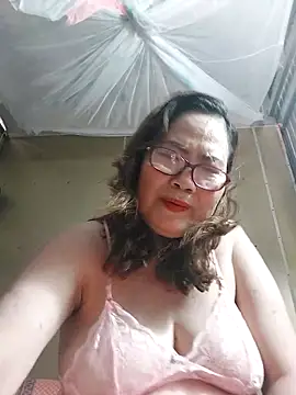 Snapshot of cuncon7700 chatting on April 10, 2026, 3:57 am cuncon7700 online show from April 10, 2026, 3:57 am