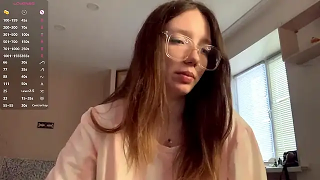 Snapshot of CletaMaciejewski chatting on January 9, 2026, 8:10 am CletaMaciejewski online show from January 9, 2026, 8:10 am