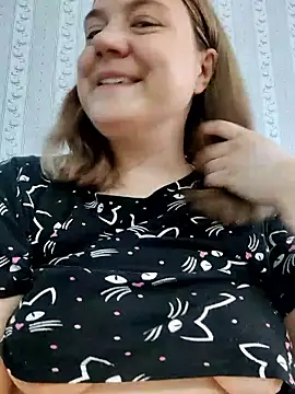 Snapshot of TiffanyStern chatting on January 13, 2026, 9:57 am TiffanyStern online show from January 13, 2026, 9:57 am