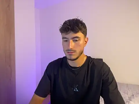 Snapshot of LIAM_COLT chatting on February 14, 2026, 9:15 pm LIAM COLT online show from February 14, 2026, 9:15 pm